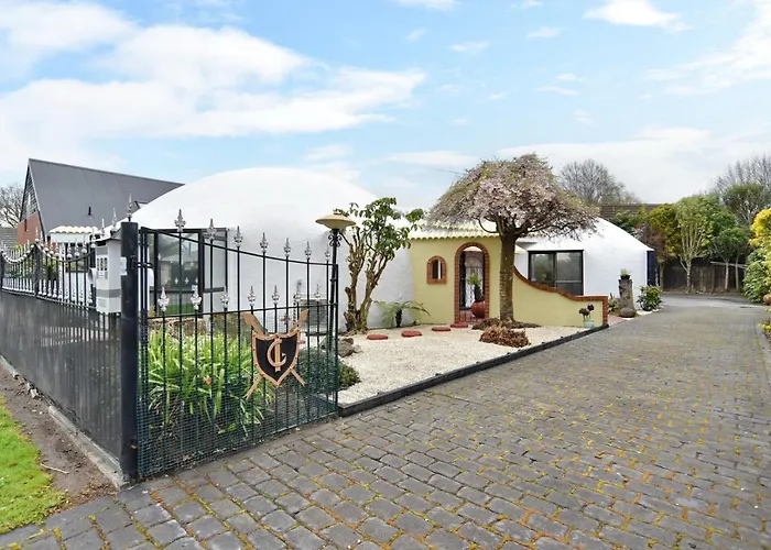 Koepel House - Christchurch Holiday Homes